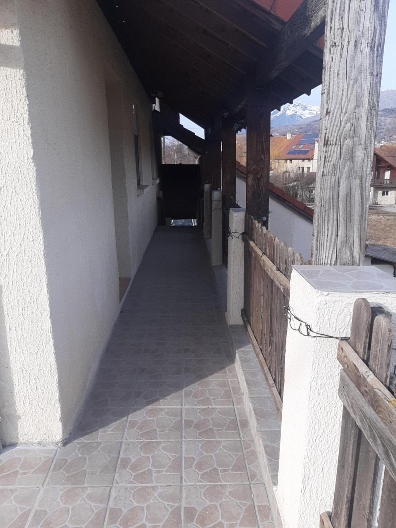 Gogo Location 1 Apartment Forest-Saint-Julien Екстериор снимка