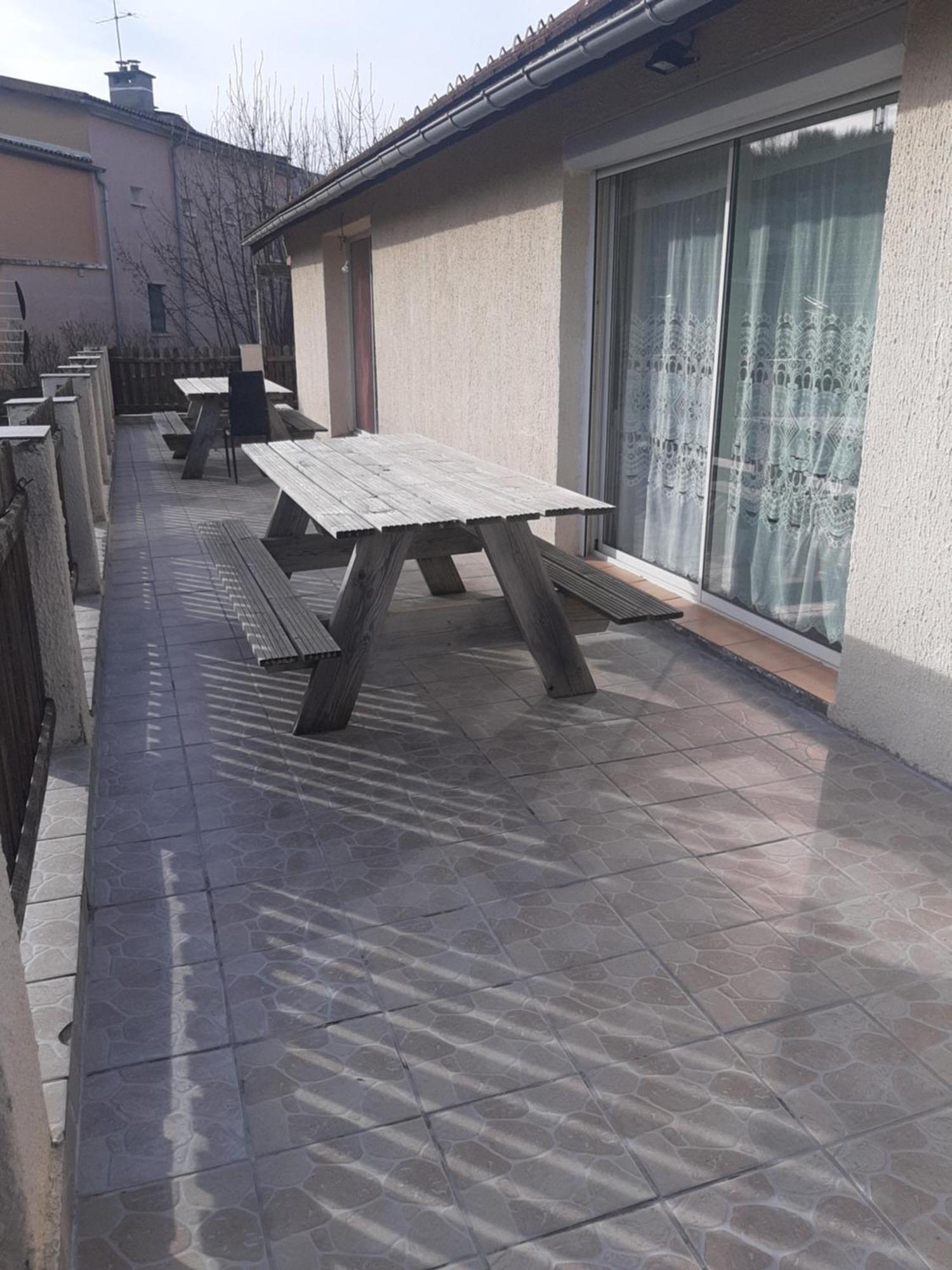 Gogo Location 1 Apartment Forest-Saint-Julien Екстериор снимка