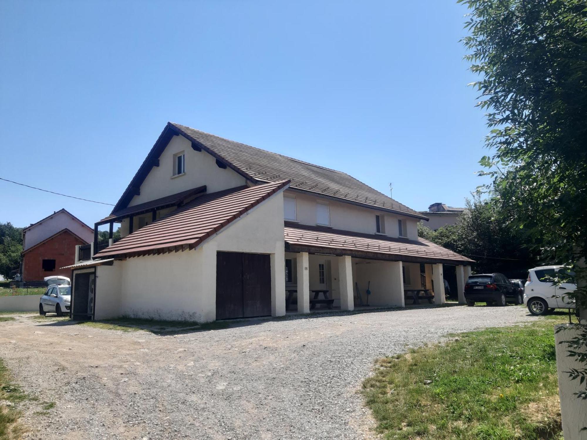 Gogo Location 1 Apartment Forest-Saint-Julien Екстериор снимка
