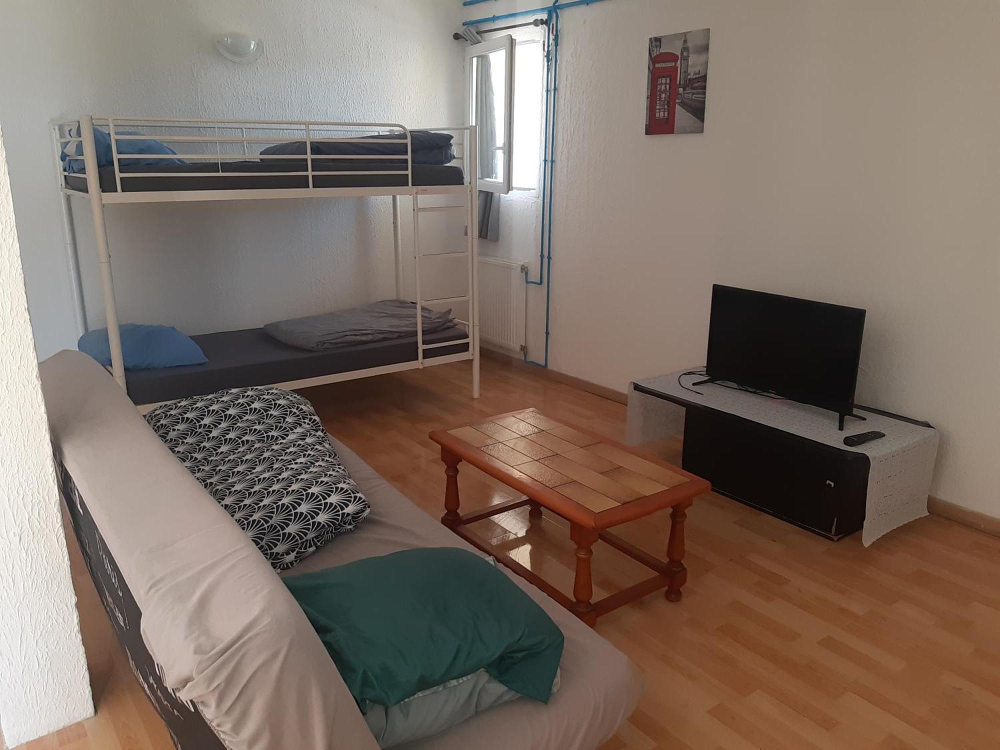 Gogo Location 1 Apartment Forest-Saint-Julien Екстериор снимка